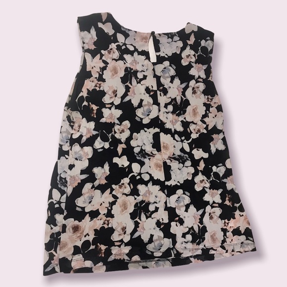🌟SALE 2/$10.00‼️ SUZY SHIER Women’s Black and Floral Camisole size M - Picture 4 of 7